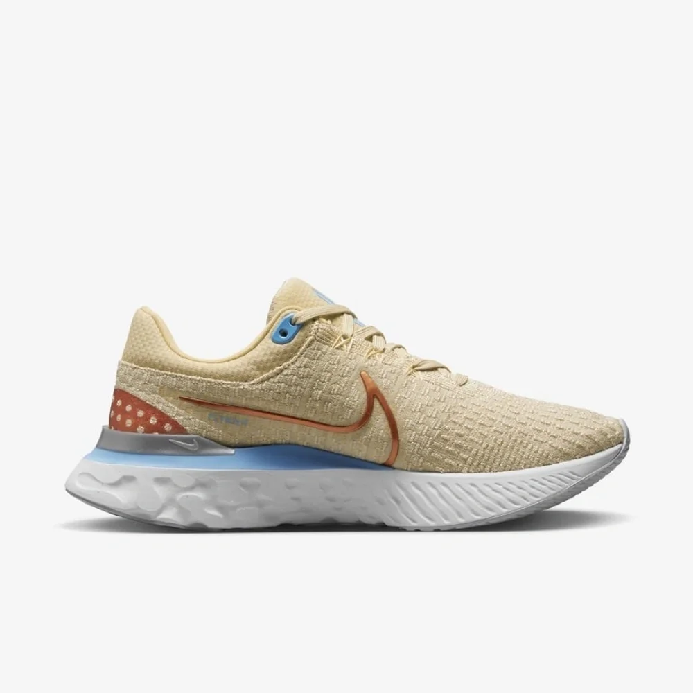 Women's Nike React Infinity Run Flyknit 3, Size 10, Brand New and Never Worn - Picture 3 of 11